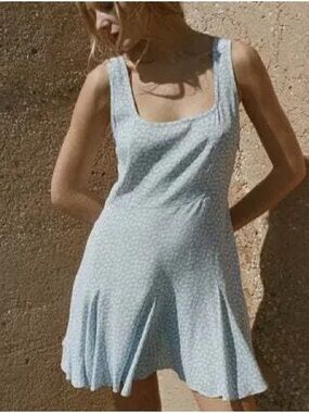 Doen Porto Dress in Cerulean Hillside Bloom Size Small